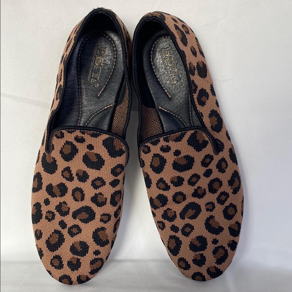 BORN🌼Hand crafted footwear🌼Size: 8 1/2M🌼Leopard Print Loafers/Flats/Slip on’s